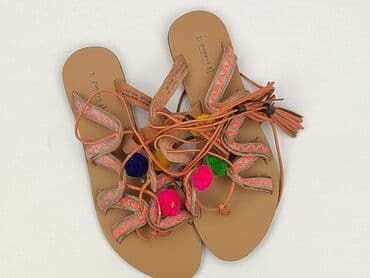 sandały na koturnie z pomponami: Papaya, Sandały damskie, rozmiar 39 — 1