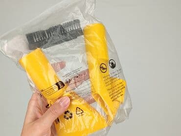 Home & Garden: Zestaw czterech elementów w kolorze żółtym, przeznaczonych do montażu — 4
