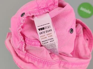 krótkie spodenki i nogi z cellulitem: Pink, Szorty damskie, M — 5