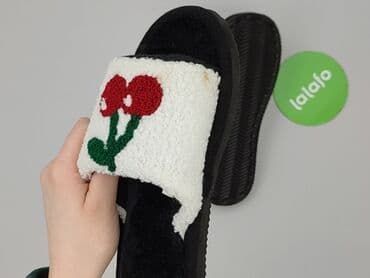 Kobiety: Kapcie damskie, 36 — 6