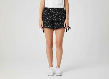 spódnico spodenki w kropki: Szorty damskie, rozmiar M — 1