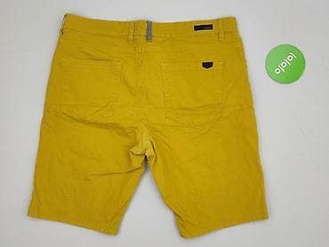 pull and bear wyprzedaz: Carry, Szorty dla mężczyzn, rozmiar L — 3