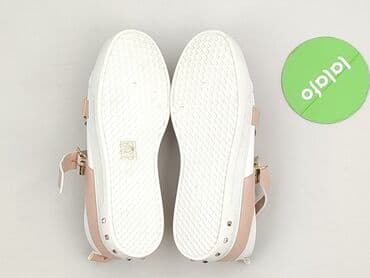 ccc kozaki czarne: Sneakersy damskie, 38 — 4