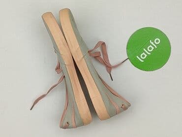 czarna sukienka i białe trampki: Trampki damskie, rozmiar 39 — 6