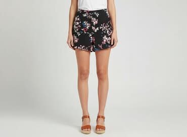 fioletowe szorty damskie: Szorty damskie, rozmiar S — 5