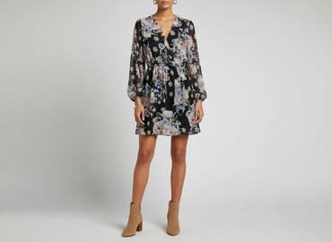 sukienki na wesele z narzutkami: Women`s dress, size S — 1