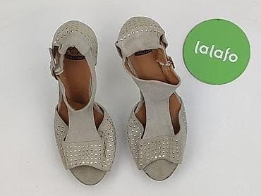 kroksy 35: Szpilki damskie na platformie - Model: odkryte palce (peep toe) — 2