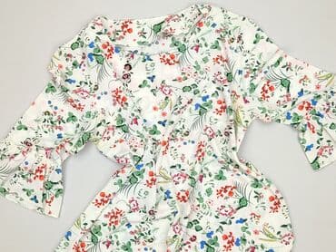 bluzka damska z kwiatem: Bluzka damska, rozmiar XL — 1