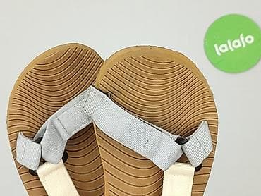 9 crocs: Sandały damskie, rozmiar 40 — 5