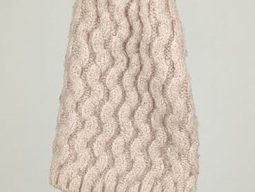 h: Hat, Female, condition - Very good — 4