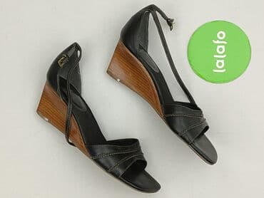 beżowe buty na koturnie ccc: Clarks, Sandały damskie, 38 — 2