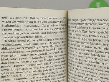 Książki: Książka, gatunek - Literatura faktu, stan - Bardzo dobry — 4