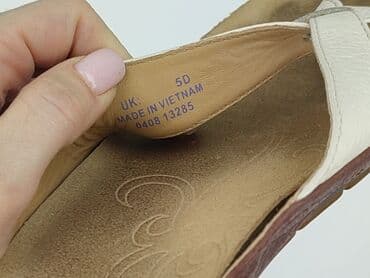 Women: Clarks, Thongs for women, 38 — 6