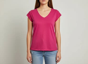 t shirty magenta: Women`s T-shirt, size S — 1