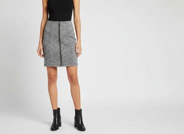 c a top: Topshop, Women`s skirt, size XS — 6
