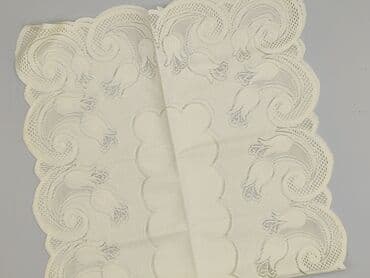 narzuta na łóżko: Obrus 110 x 57, kolor - Biały, stan - Idealny — 1