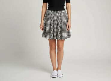 spódnice w bialo czarne krate: Spódnica damska, rozmiar M — 1