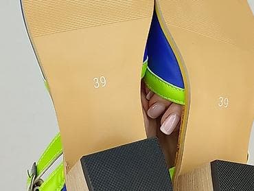 klapki z hermesa: Sandały damskie, rozmiar 39 — 7