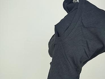 kobieta: T-shirt damski, rozmiar S — 4