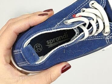 nike buty dziecięce wyprzedaż: Trampki Sprandi, 22, Używany — 4