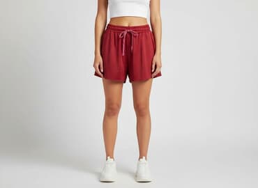 obcisłe krótkie spodenki: Shorts for women, size S — 1