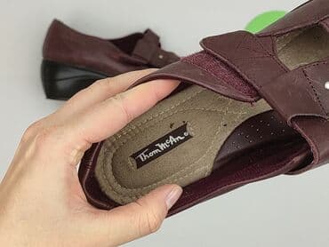 obuwia lakierowane kozaki ccc: Półbuty damskie, 41.5 — 4