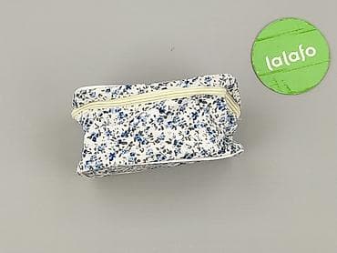 torebka a4: Kosmetyczka, stan - Idealny — 2