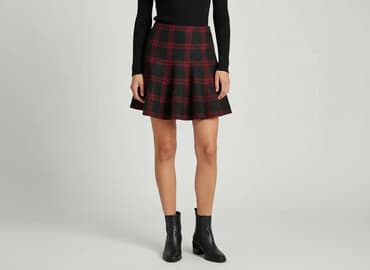 mini spódniczki wpadki: Spódnica damska, rozmiar S — 1