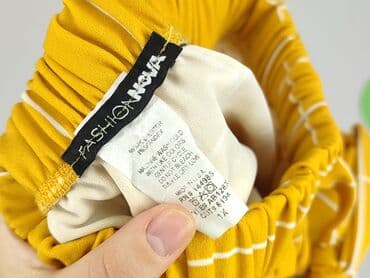 krótkie przylegające spodenki: Fashion Nova, Szorty damskie, rozmiar M — 4