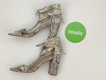 sandały na słupku i platformie ccc: Лофери та туфлі жіночі, розмір 39 — 5