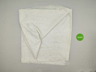 Curtains & Blinds: Biała, kwadratowa chusta z koronkowymi wstawkami, idealna do dekoracji — 3