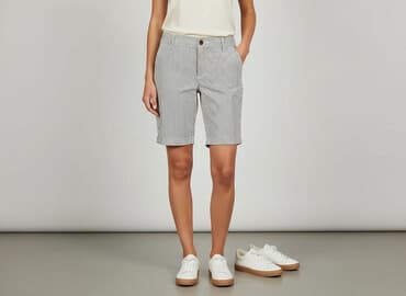 krótkie spodenki dla 50 latki: Szorty damskie, rozmiar L — 1