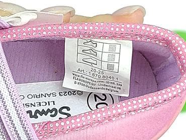 ccc ugg boots: Buciki niemowlęce, Hello Kitty, 20, stan - Bardzo dobry — 5