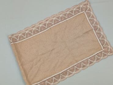 Obrus 107 x 35, kolor - Beżowy, stan - Idealny w lalafo.pl Obrus 107 x 35, kolor - Beżowy, stan - Idealny