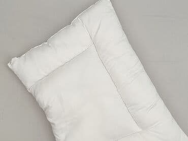 PL - Pillow 60 x 40, color - White, condition - Perfect at lalafo.pl PL - Pillow 60 x 40, color - White, condition - Perfect