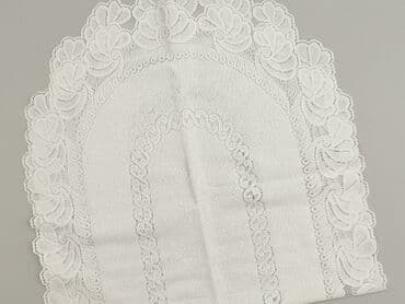 Obrus 115 x 60, kolor - Biały, stan - Idealny w lalafo.pl Obrus 115 x 60, kolor - Biały, stan - Idealny