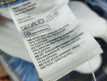 hm krótkie spodenki czarne: H&M, Szorty damskie, rozmiar S — 5