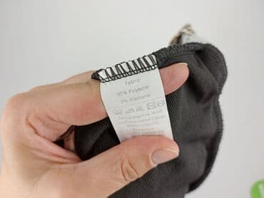 bluza z diamencikami: Bluza damska
, rozmiar M — 6