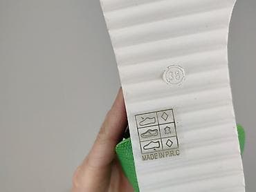 buty na platformie hello kitty: Sandały damskie, rozmiar 38 — 9