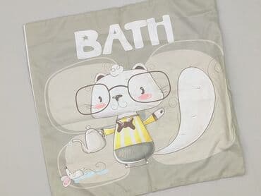 pościel khaki: Pillowcase, 45 x 45, kolor - Szary, stan - Idealny — 1