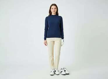 golfy guess: Women`s golf, size M — 6