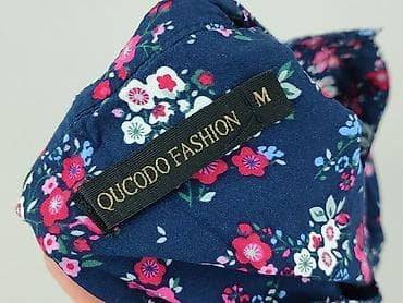 Жіночий одяг: Жіноча блуза, розмір M — 5