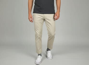 krótkie spodenki beżowe: Spodnie materiałowe damskie, rozmiar L — 7