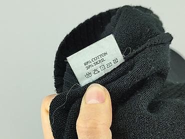 bluzki dekolt: Sweter damski, rozmiar S — 4