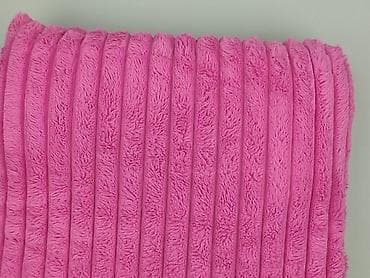 Poduszka 50 x 50, kolor - Różowy, stan - Idealny w lalafo.pl Poduszka 50 x 50, kolor - Różowy, stan - Idealny