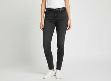 czarne jeansy bershka: Bershka, Jeansy damskie, rozmiar M — 6