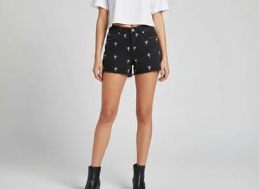 pull and bear krótkie spodenki: PULL&BEAR, Szorty damskie, rozmiar 2XS — 7