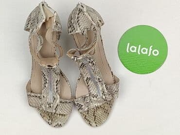 sandały na słupku i platformie ccc: Лофери та туфлі жіночі, розмір 39 — 3