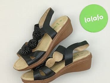 crocs czarne ccc: Sandały damskie, 39 — 5