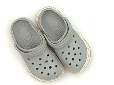 sandały na koturnie z zakrytą piętą i palcami: Капці Crocs, 29, Б/в — 1